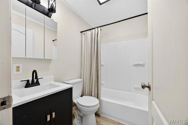 11048 Modesto Drive, St Ann, MO 63074