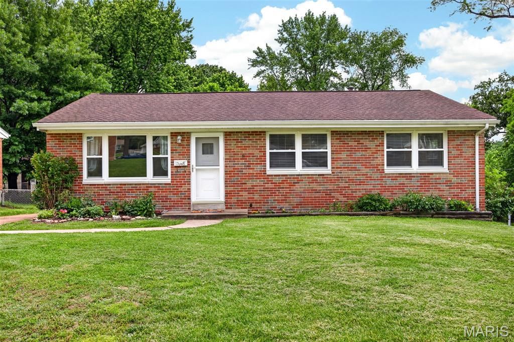 11048 Modesto Drive, St Ann, MO 63074