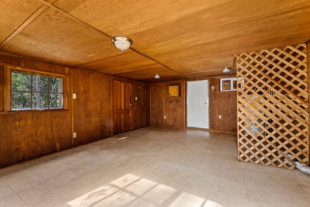 1970 Saratoga Way, Grants Pass, OR 97526
