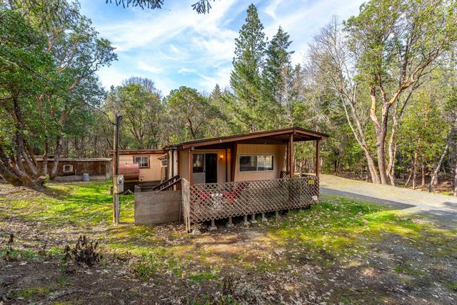 1970 Saratoga Way, Grants Pass, OR 97526