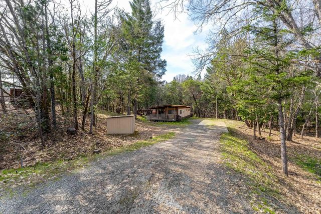 1970 Saratoga Way, Grants Pass, OR 97526