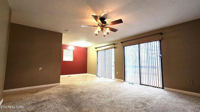 112 Redmon Rd, Wartburg, TN 37887