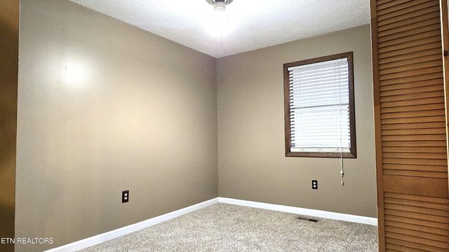 112 Redmon Rd, Wartburg, TN 37887