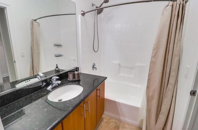 1465 C St 3509, San Diego, CA 92101