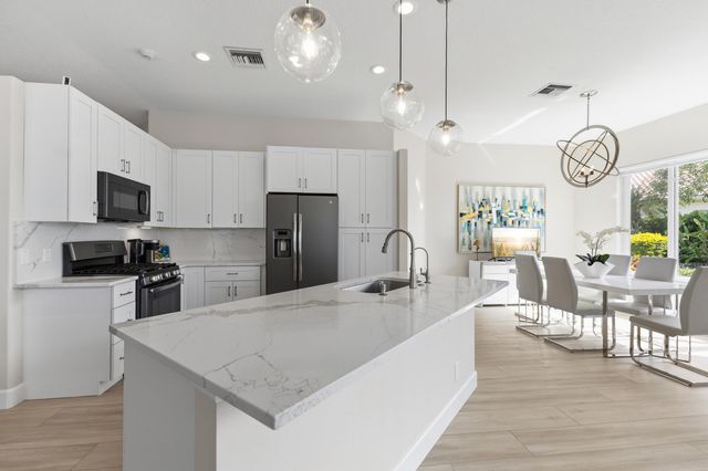 1009 Diamond Head Way, Palm Beach Gardens, FL 33418