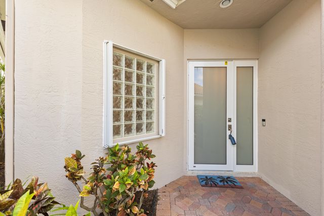 1009 Diamond Head Way, Palm Beach Gardens, FL 33418