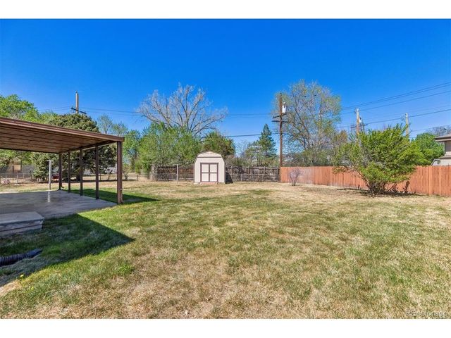 5755 Dover St, Arvada, CO 80002