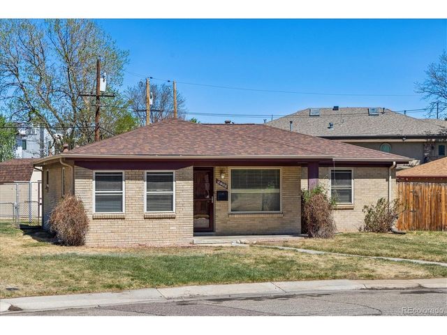 5755 Dover St, Arvada, CO 80002