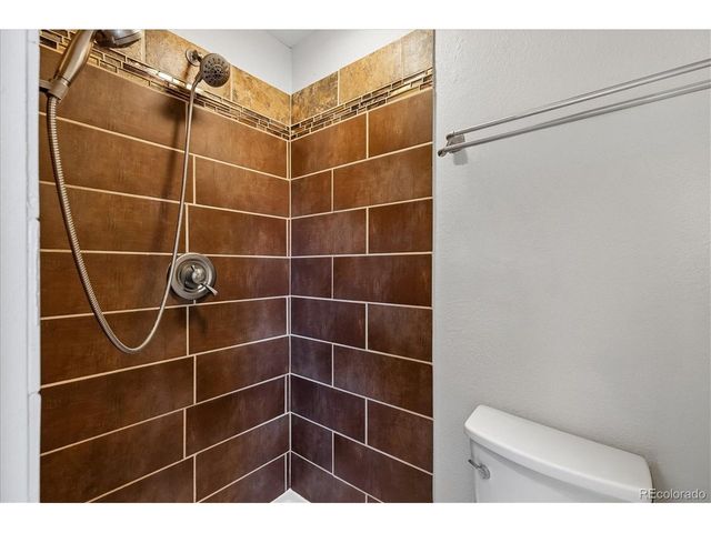 5755 Dover St, Arvada, CO 80002