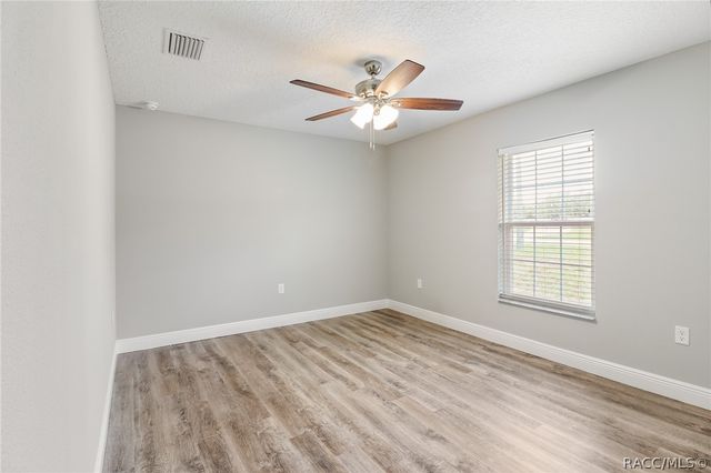 10383 N G Martinelli Boulevard, Dunnellon, FL 34433