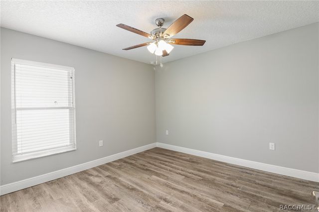 10383 N G Martinelli Boulevard, Dunnellon, FL 34433