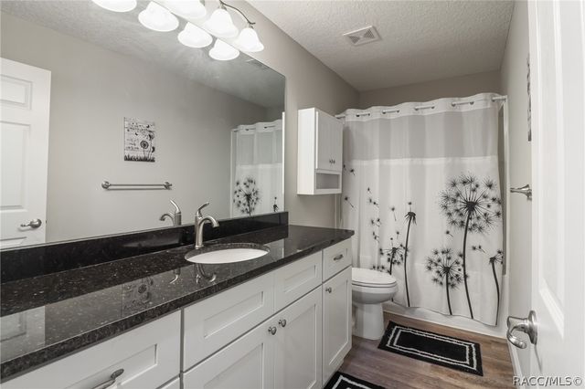 10383 N G Martinelli Boulevard, Dunnellon, FL 34433
