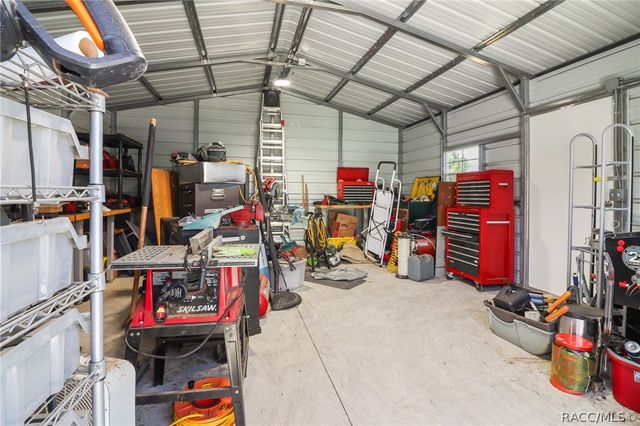 10383 N G Martinelli Boulevard, Dunnellon, FL 34433