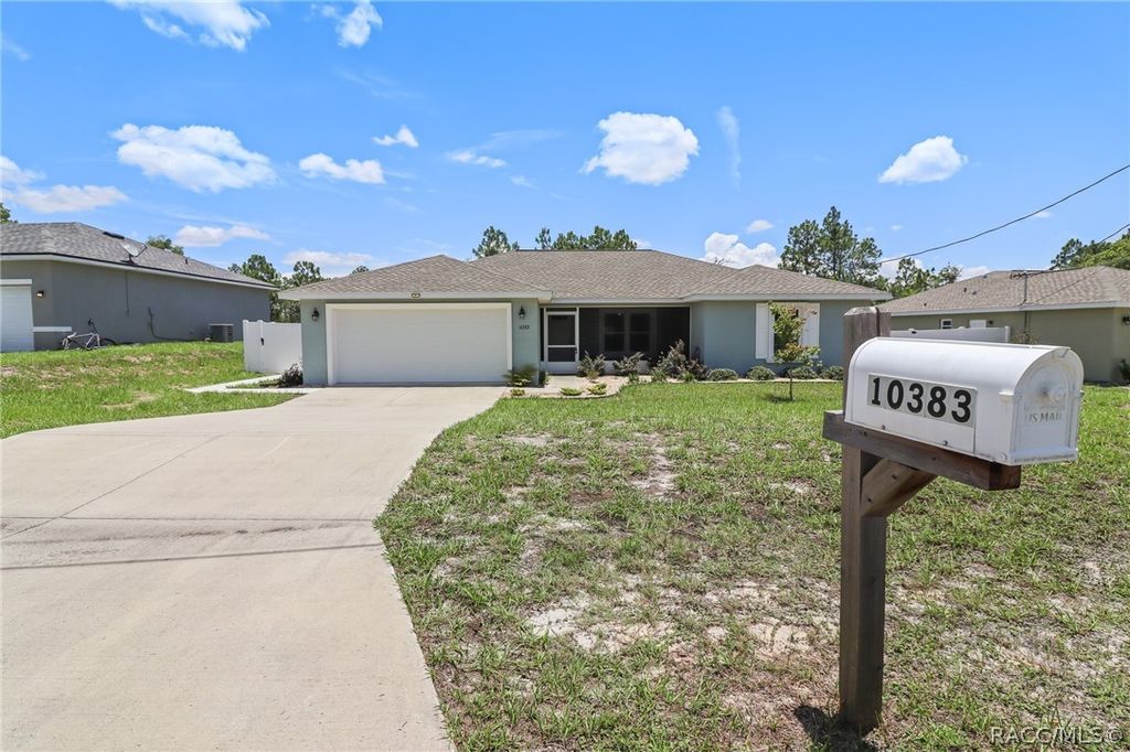10383 N G Martinelli Boulevard, Dunnellon, FL 34433