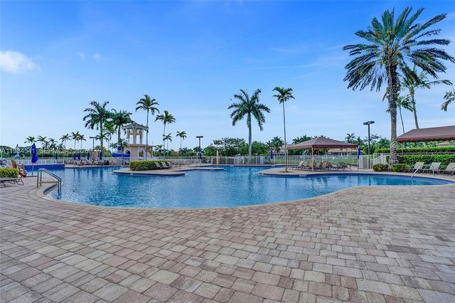 930 Bluewood Ter, Weston, FL 33327