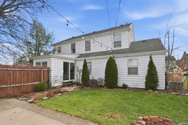 404 W Oakdale Drive, Fort Wayne, IN 46807