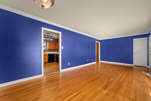 906 Kirkwood Ave, Murfreesboro, TN 37130