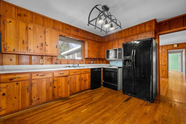 906 Kirkwood Ave, Murfreesboro, TN 37130