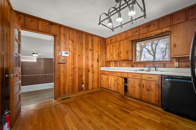 906 Kirkwood Ave, Murfreesboro, TN 37130