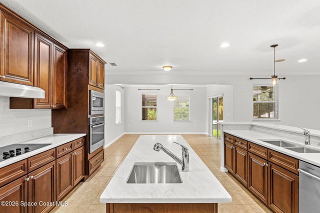 625 Breakaway Trail, Titusville, FL 32780
