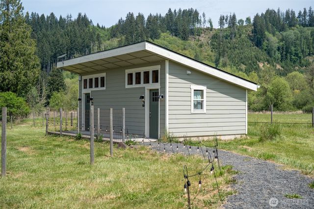 4680 State Route 6, Chehalis, WA 98532