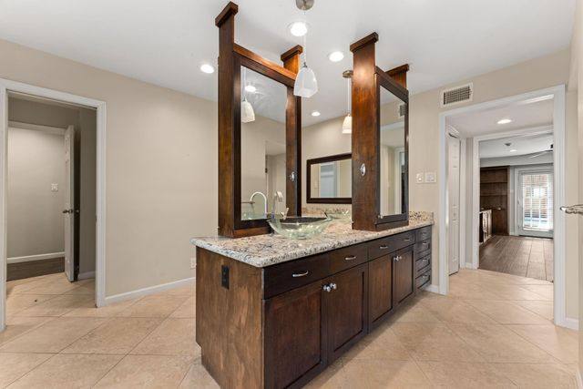 219 Big Hollow Lane, Houston, TX 77042