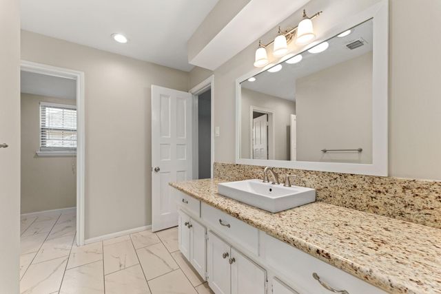 219 Big Hollow Lane, Houston, TX 77042