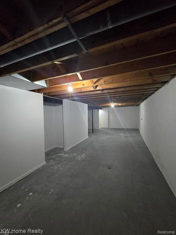 39551 Heatherheath Drive, Clinton Charter Township, MI 48038