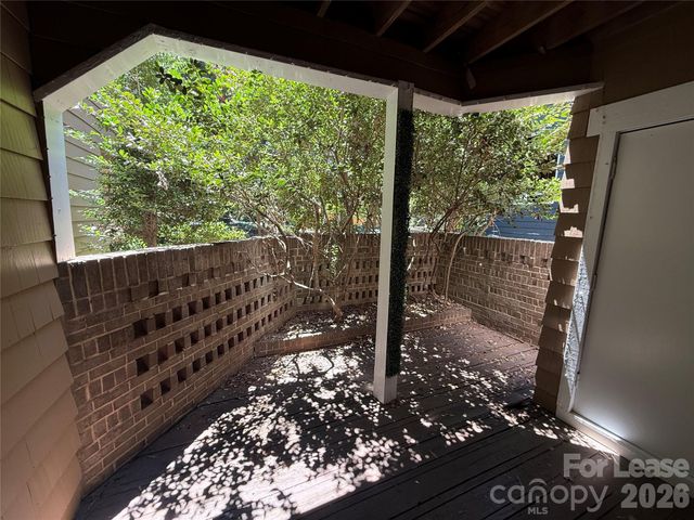 413 W 8th Street, Charlotte, NC 28202