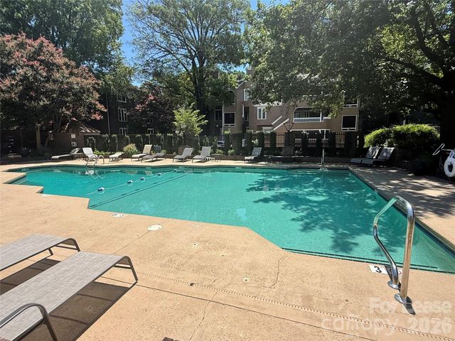 413 W 8th Street, Charlotte, NC 28202