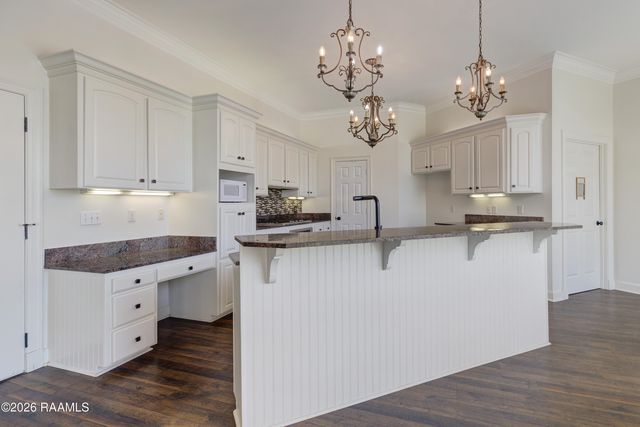 715 Mallard Cove, New Iberia, LA 70560