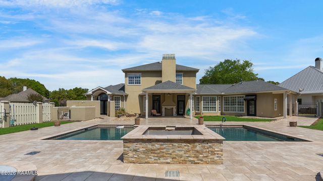 715 Mallard Cove, New Iberia, LA 70560