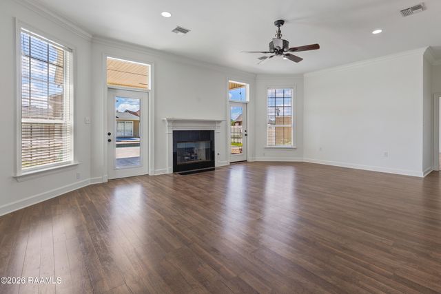 715 Mallard Cove, New Iberia, LA 70560