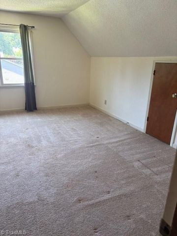 123 Valley Oaks Drive, Advance, NC 27006