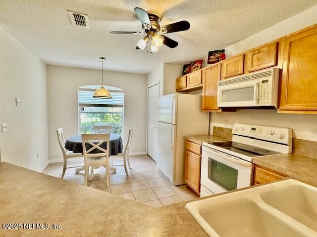 1810 GREEN SPRINGS Circle B, Fleming Island, FL 32003