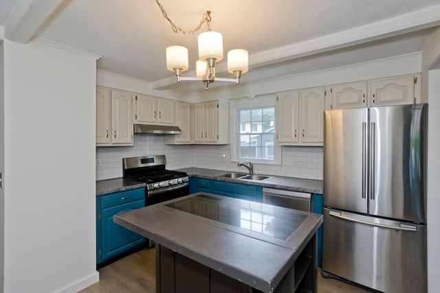 70 Yeoman Avenue, Westfield, MA 01085