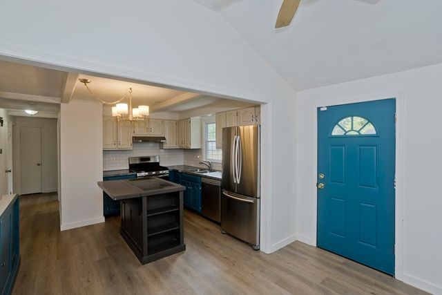 70 Yeoman Avenue, Westfield, MA 01085