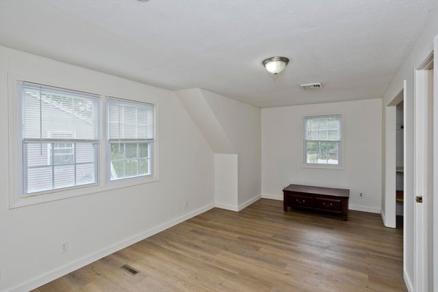 70 Yeoman Avenue, Westfield, MA 01085