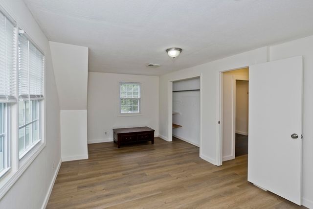 70 Yeoman Avenue, Westfield, MA 01085