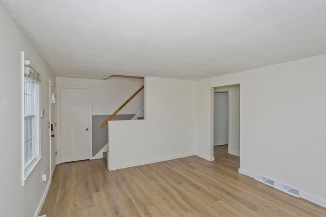 70 Yeoman Avenue, Westfield, MA 01085