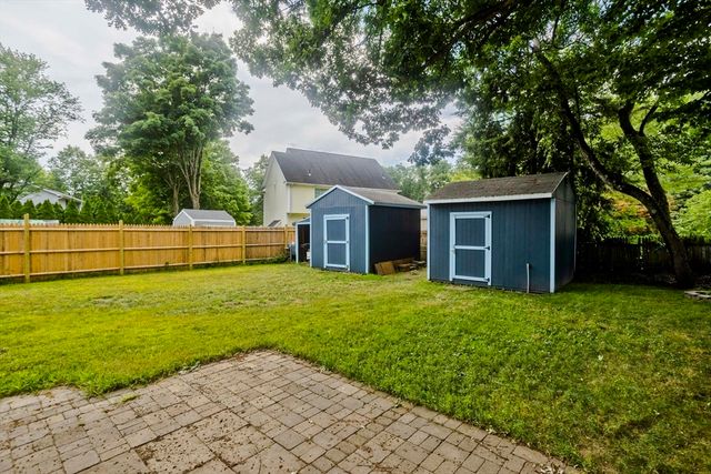 70 Yeoman Avenue, Westfield, MA 01085