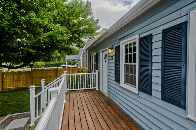 70 Yeoman Avenue, Westfield, MA 01085