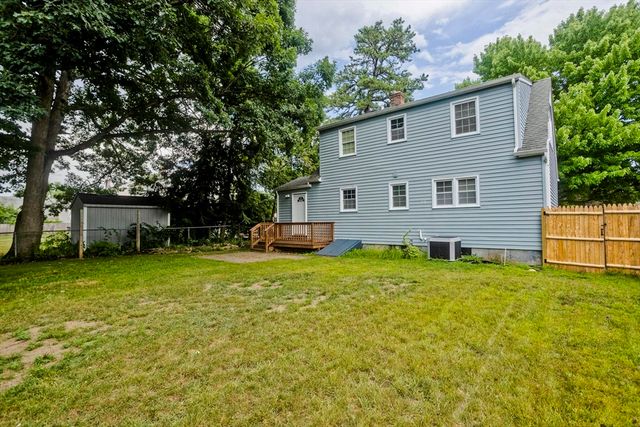 70 Yeoman Avenue, Westfield, MA 01085