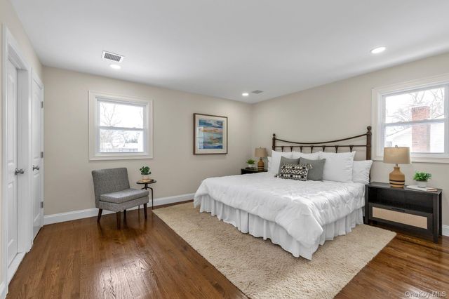 3 Jayne Avenue, Melville, NY 11747