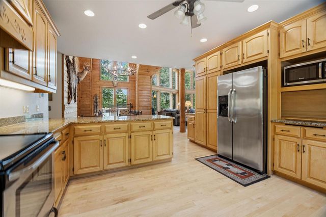 W5596 HIWELA DRIVE, Wild Rose, WI 54984