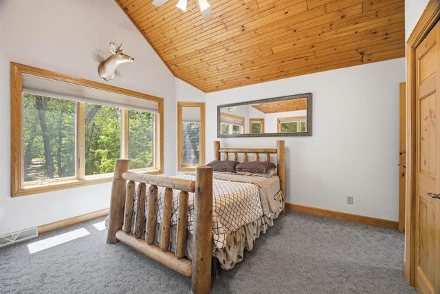 W5596 HIWELA DRIVE, Wild Rose, WI 54984