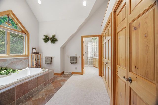 W5596 HIWELA DRIVE, Wild Rose, WI 54984