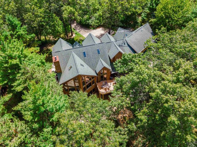 W5596 HIWELA DRIVE, Wild Rose, WI 54984
