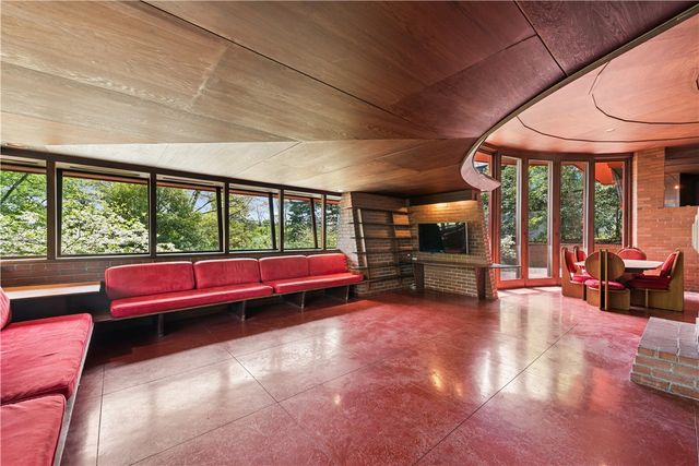 5139 Penton Rd, Squirrel Hill, PA 15213