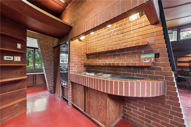 5139 Penton Rd, Squirrel Hill, PA 15213